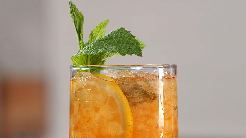 Love the Classic Mint Julep? Mix it Up With These Creative Twists HD