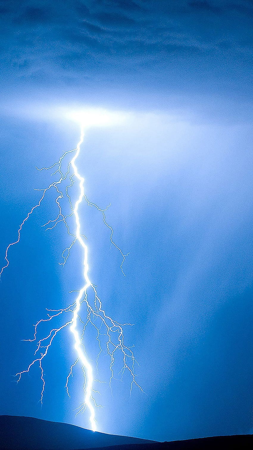 Blue Lightning iPhone, blue lightning clouds mobile HD phone wallpaper