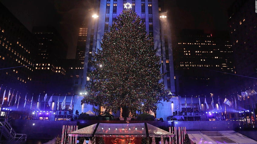 Rockefeller Christmas Tree lights up, rockefeller christmas tree 2018 HD wallpaper