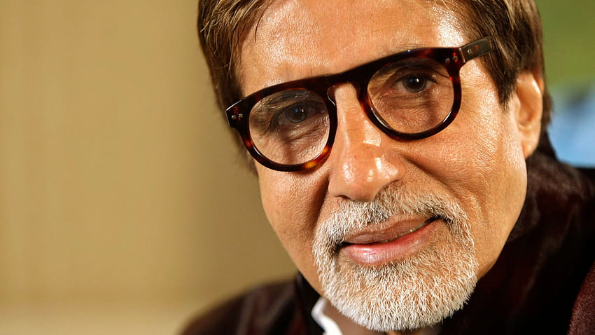 Amitabh Bachchan de Bollywood, 3 membros da família testam positivo papel de parede HD
