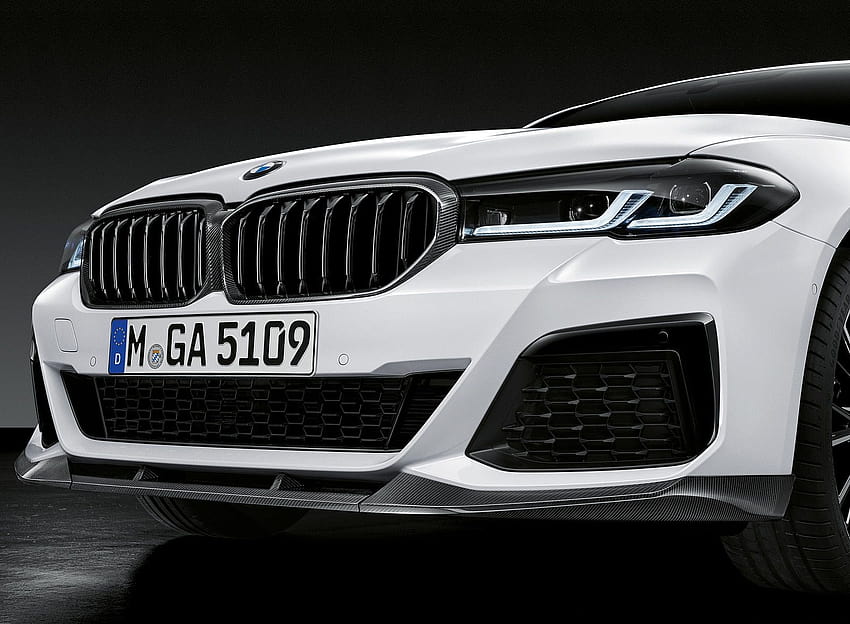 2021 BMW 5 Series M Performance Parts Предна броня HD тапет