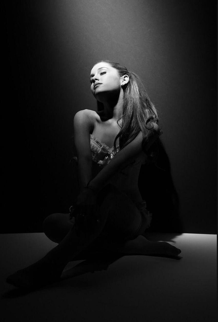 ariana grande yours truly HD phone wallpaper