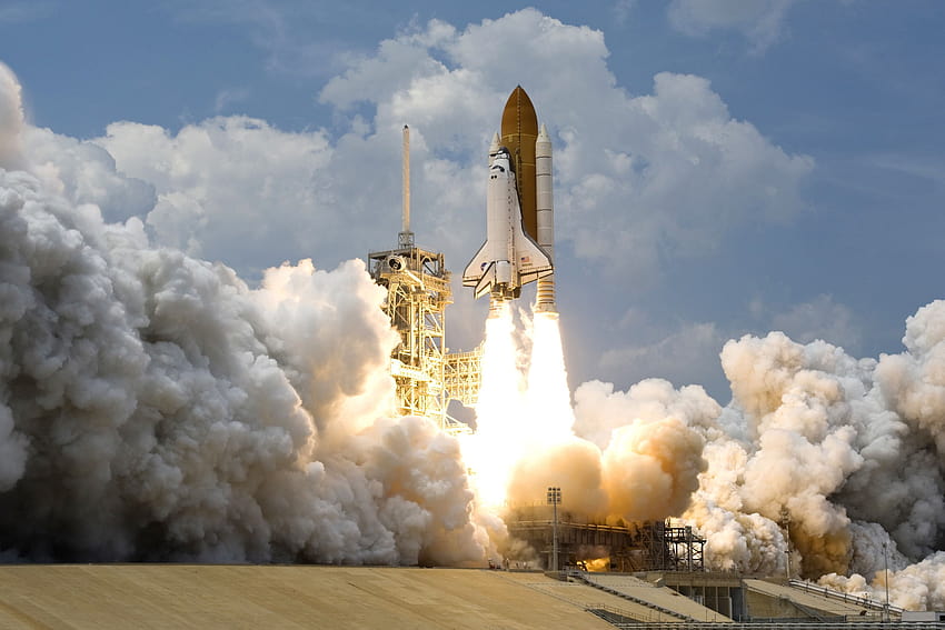 Quotidiano : Decollo dello Space Shuttle Atlantis, razzi spaziali Sfondo HD