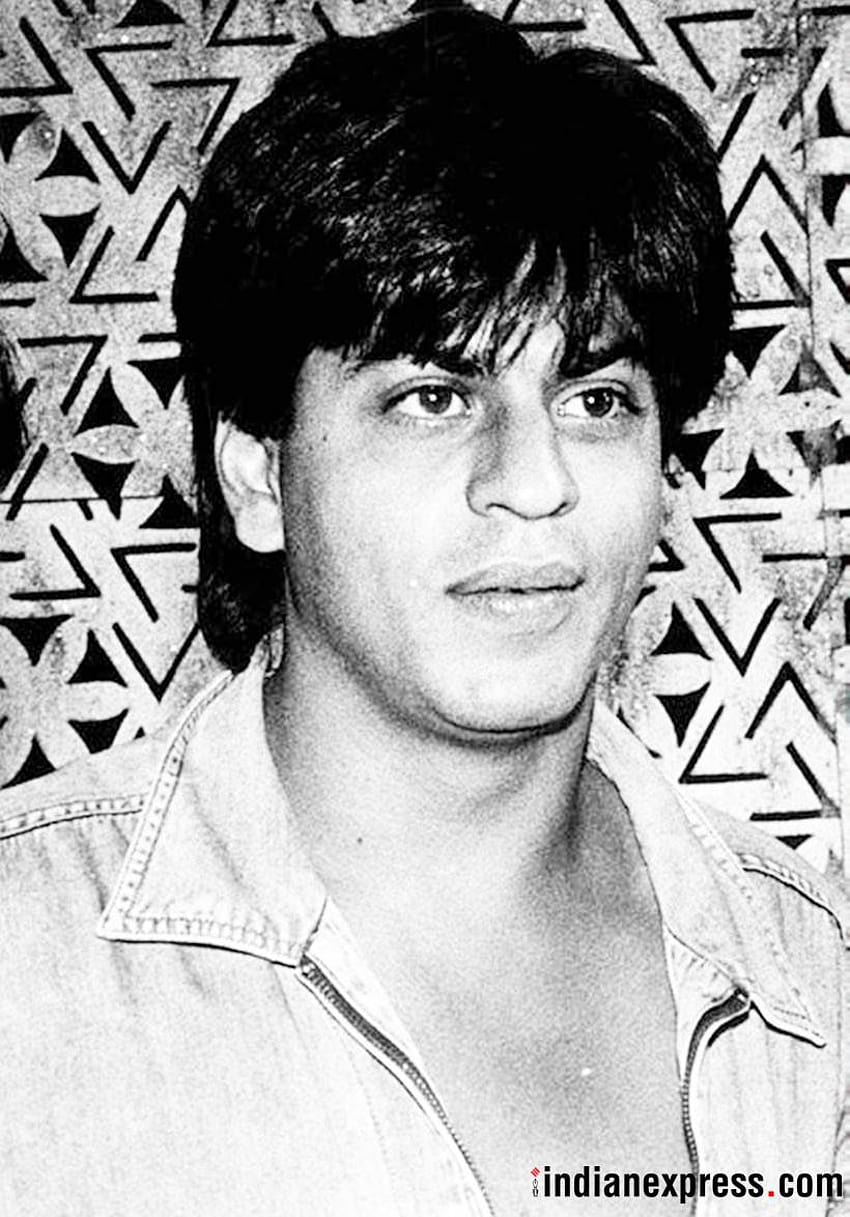 Shah Rukh Khan compie 52 anni: raro vecchio della star che farà, shahrukh khan Sfondo del telefono HD