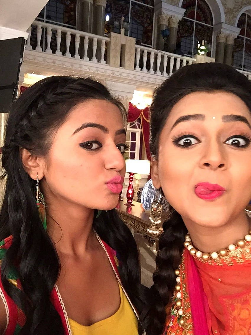 Exclusive: Helly Shah gets candid on camera! HD phone wallpaper