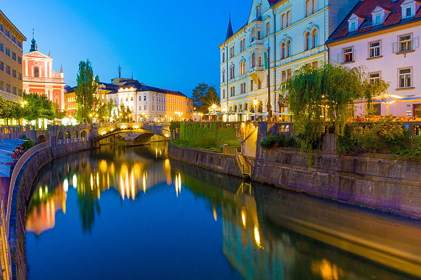 Ljubljana Slovenia Canal Evening Cities Houses HD wallpaper