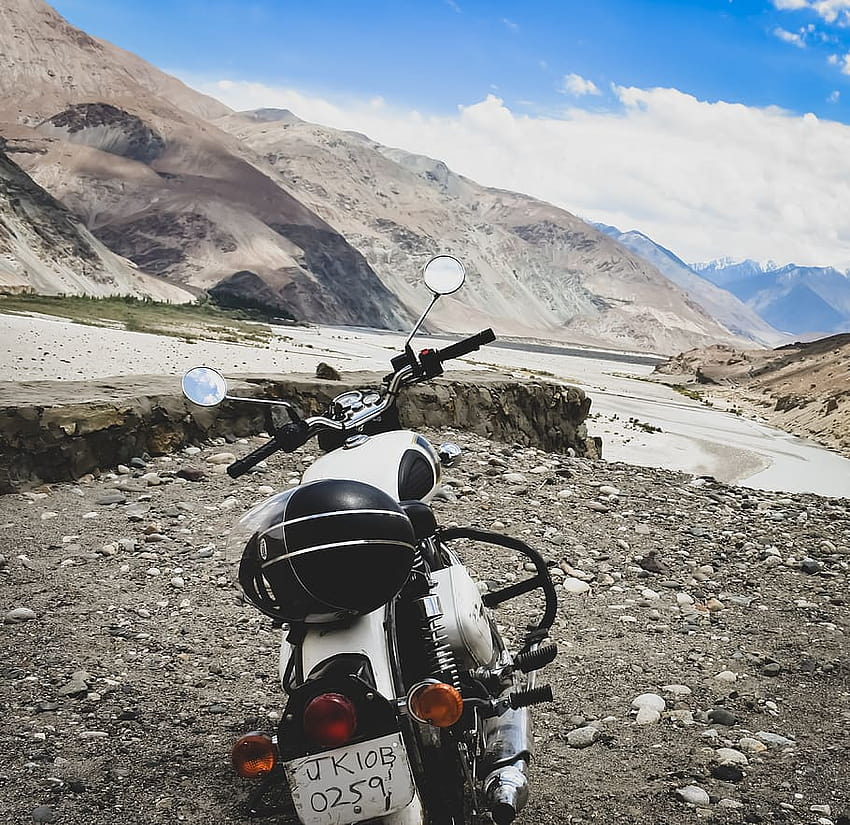: valley, bike, leh, ladakh, india, royal, enfield, bullet standard HD wallpaper