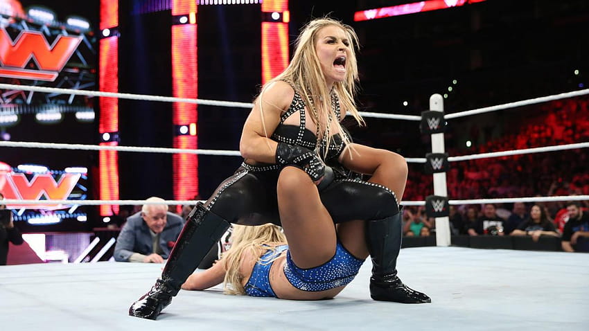 Satu tahun kemudian: Revolusi Wanita WWE terbaik, pertarungan wanita WWE Wallpaper HD