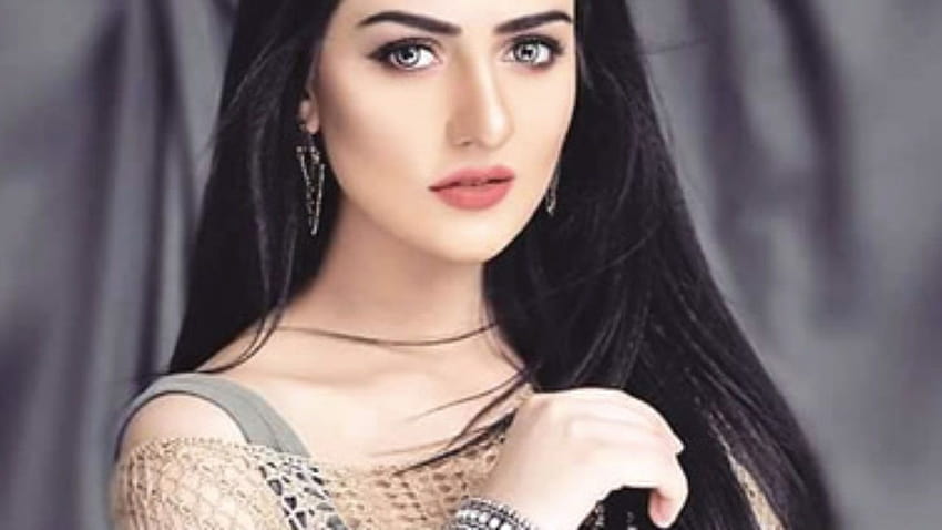 Sarah khan Pakistani Actress Biography HD wallpaper