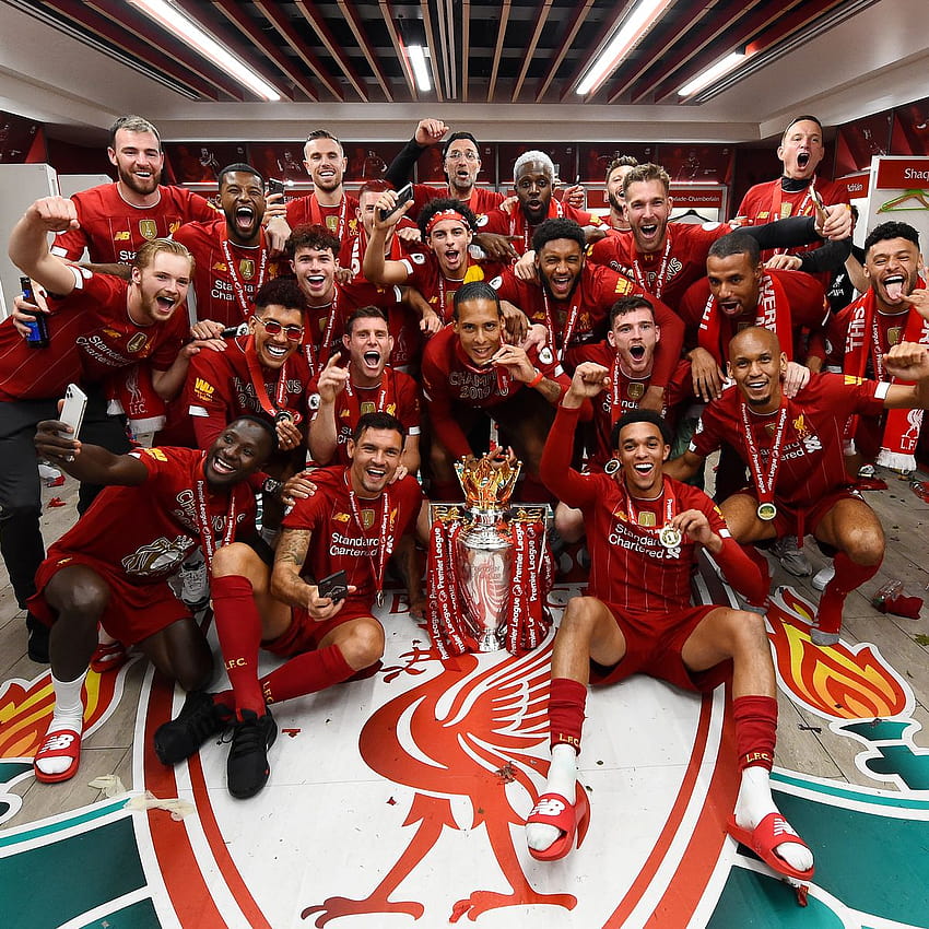 Świętuj rozpoczęcie sezonu 2021/2022 Liverpoolu FC dzięki naszej specjalnej edycji rocznika klubowego, piłkarze Liverpoolu 2022 Tapeta na telefon HD