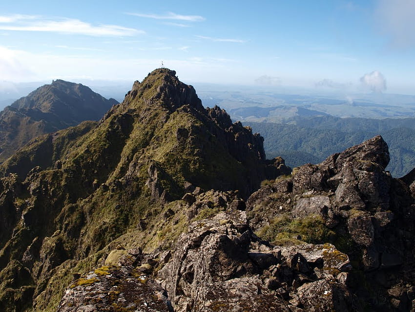 Summit Ridge towards Mt Hikurangi HD wallpaper | Pxfuel