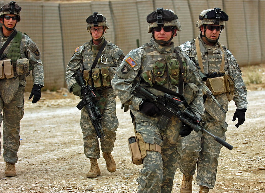 военни оръжия армия военен войник мъже американска армия m4 – Военен самолет, войник от американската армия HD тапет