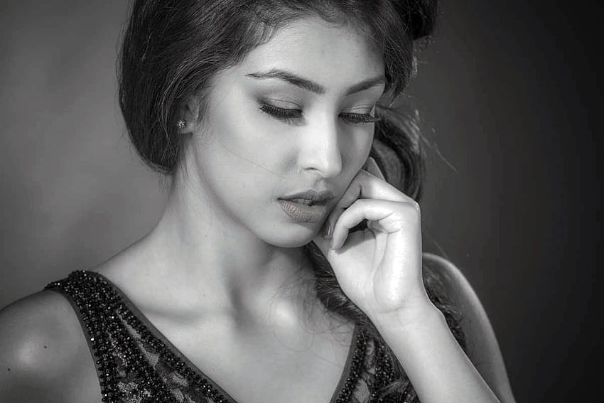 Navneet Kaur Dhillon, 'LoveShhuda' Actress Bio & Unseen Cute Pics HD wallpaper