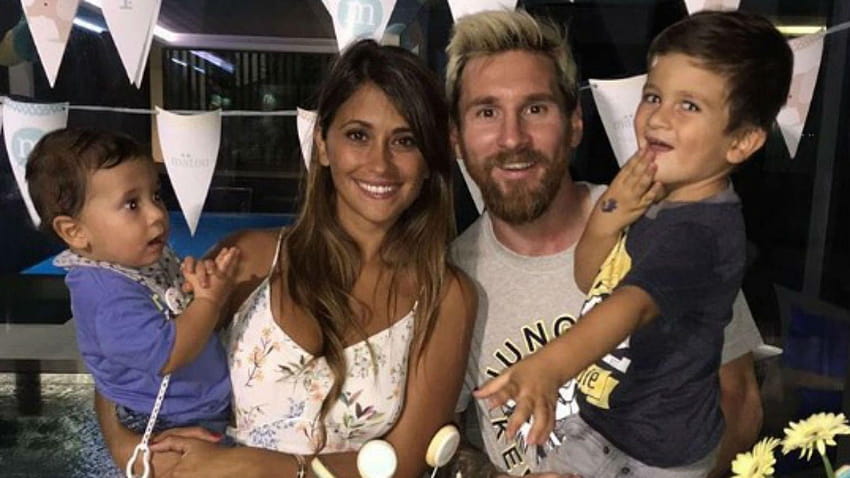 Ist Lionel Messi bereit, mit Antonella den Bund fürs Leben zu schließen? HD-Hintergrundbild