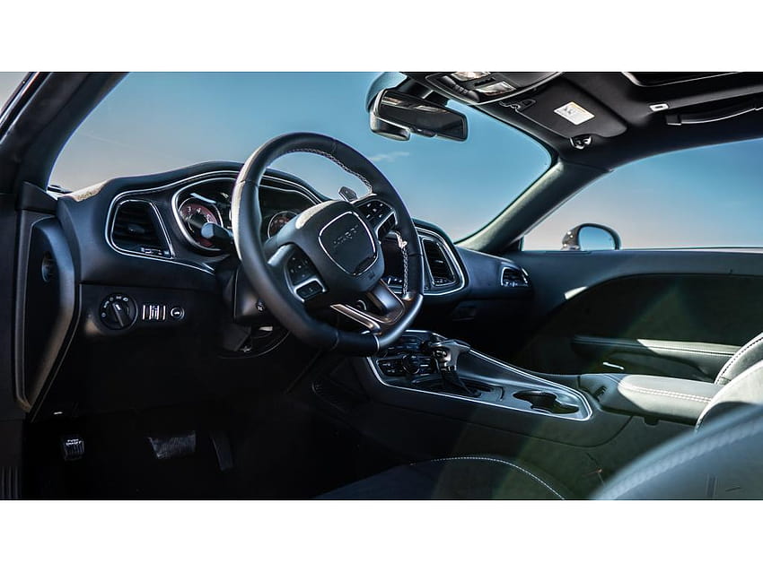 New 2019 DODGE Challenger SRT Hellcat Coupe in Vernal HD wallpaper