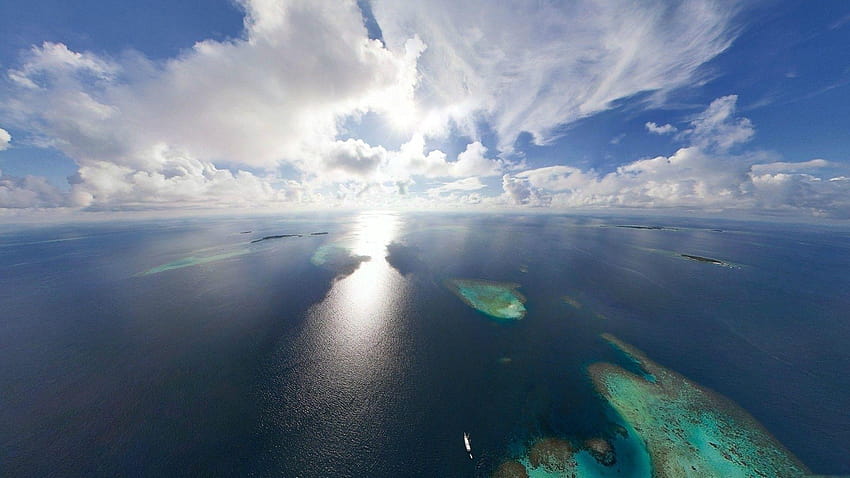 Oceans: Land Wondrous Clouds Islands Light Ocean Water View Movement, height HD wallpaper