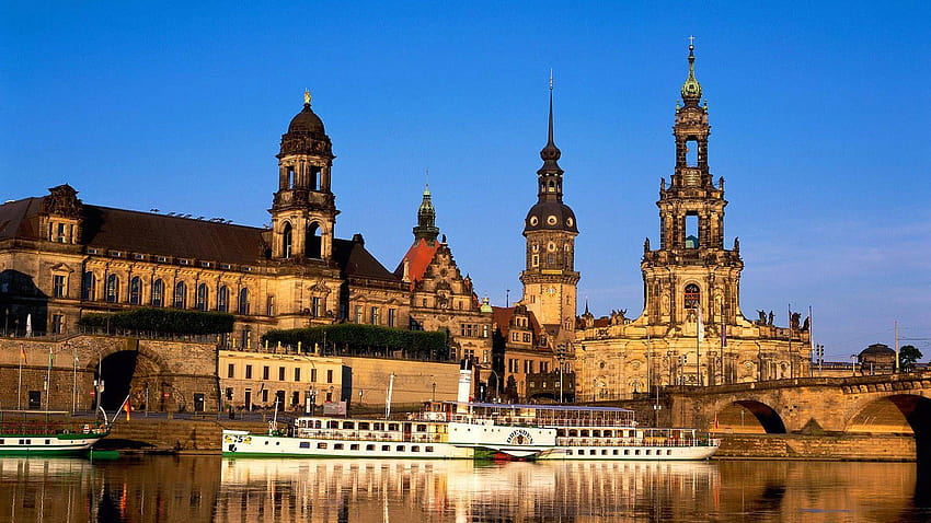 Germany city cruise sightseeing, milan city HD wallpaper