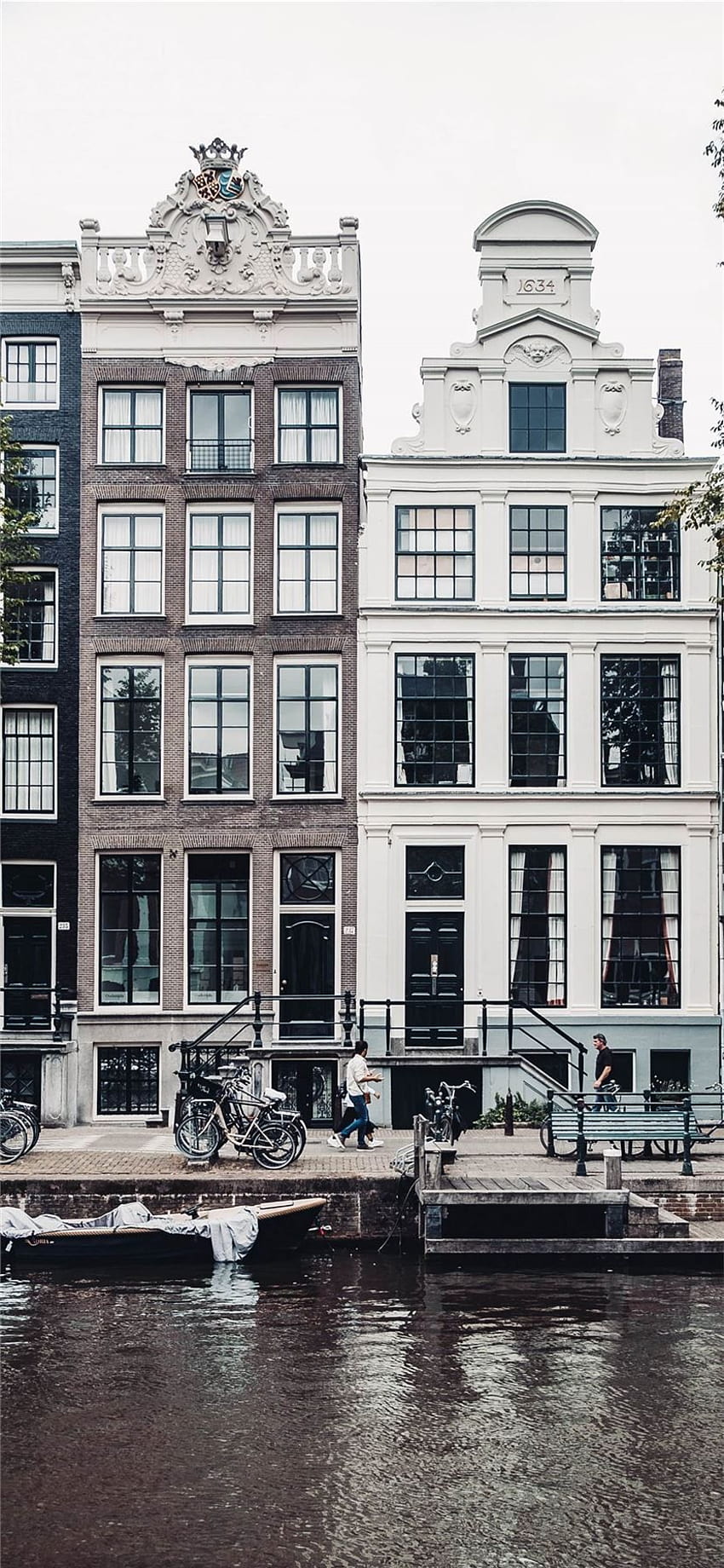 Пешеходци в Амстердам Телефон с Android iPhone 11, телефон Амстердам HD тапет за телефон