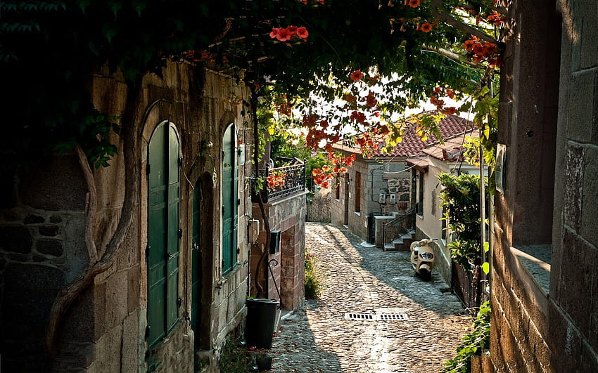 Italian alley HD wallpaper