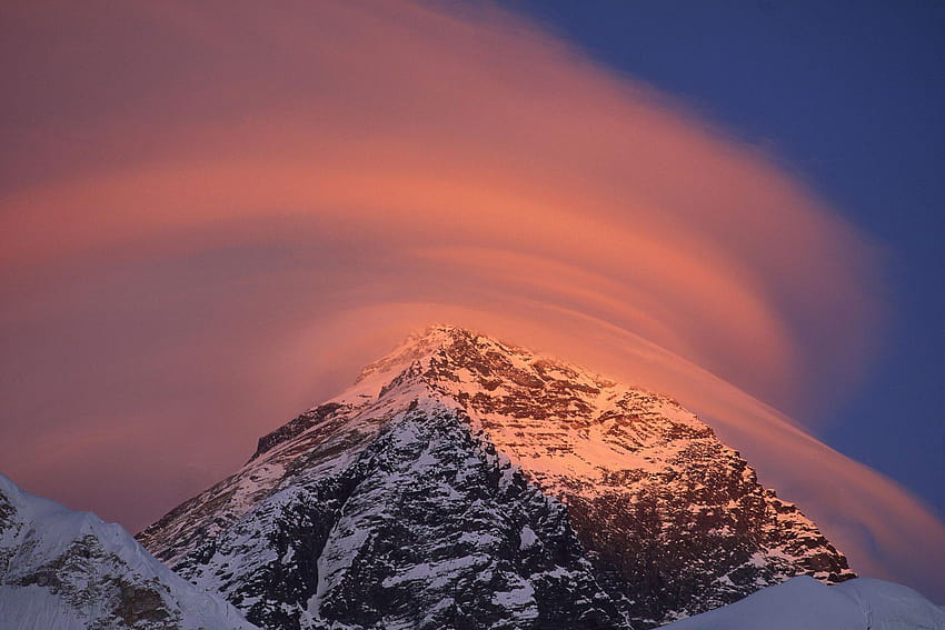 Wind Cloud Over Mount Everest, From Sagarmatha National Park, Nepal HD wallpaper
