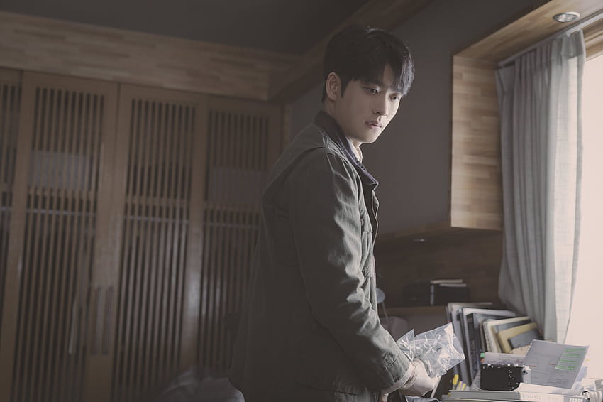 Park Eun Bin, Kang Tae Oh y más trabajan apasionadamente para resolver el caso en “Extraordinary Attorney Woo” fondo de pantalla
