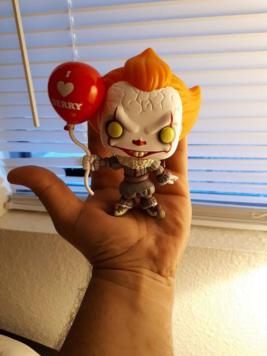 Pennywise funko pop by Harvinder24 HD phone wallpaper