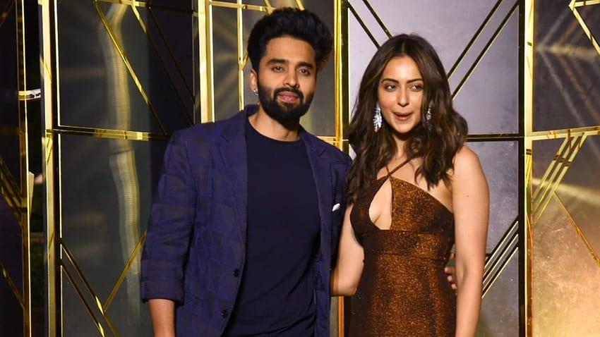 Rakul Preet Singh Doesn't Want Her Relationship with Jackky Bhagnani to Be a Talking Point: 'Work Should Speak' HD wallpaper