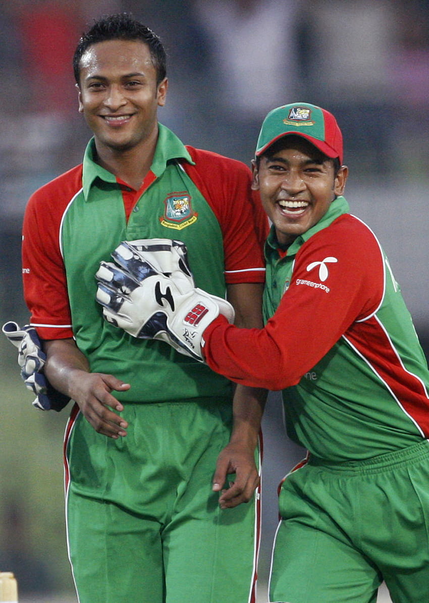 Shakib Al Hasan and Mushfiqur Rahim celebrate Andre Russell's dismissal HD  phone wallpaper | Pxfuel