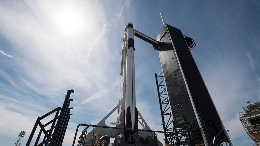 Prochain lancement de SpaceX : Elon Musk fait face à son plus grand défi, spacex falcon 9 rocket dragon Fond d'écran HD
