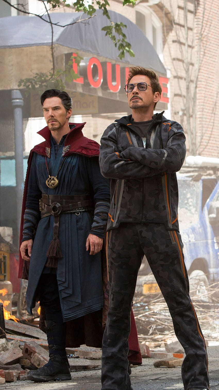 2160x3840 Tony Stark Docteur Strange Wong et Bruce Banner dans Avengers Infinity War Sony Xperia X, XZ, Z5 Premium, Arrière-plans et Fond d'écran de téléphone HD