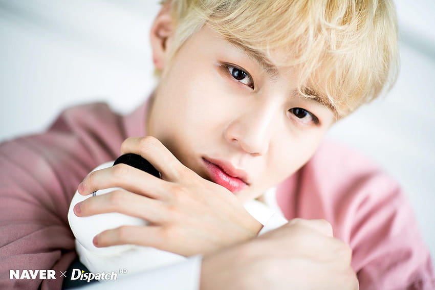 Promosi album debut solo Sungwoon 'My Moment' oleh, ha sung woon Wallpaper HD