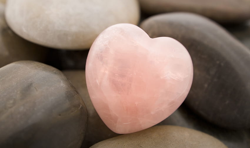 Erde herzförmiger rosa Stein, Herzform rosa HD-Hintergrundbild