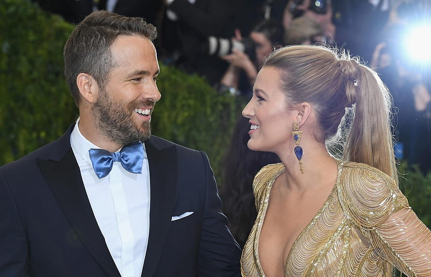 Ryan Reynolds Gushes About Blake Lively, the World Reaches Peak, blake lively and ryan reynolds HD wallpaper