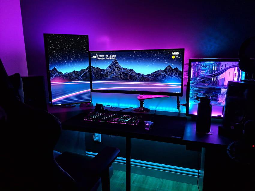 Ultrawide and portrait monitor master race anyone?: ultrawidemasterrace HD wallpaper