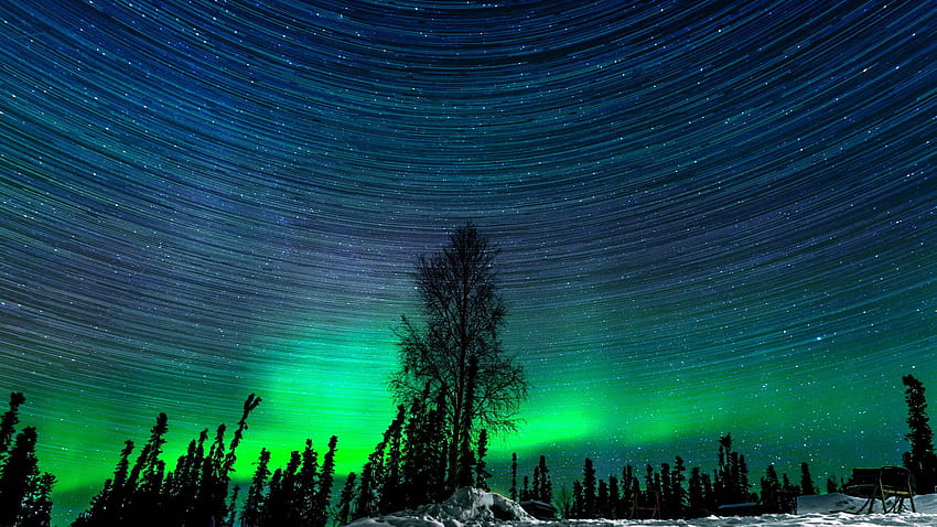 Tempo ipnotico dell'aurora boreale, timelapse invernale Sfondo HD