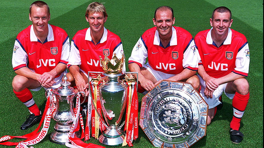 The back four was an iconic entity in itself', tony adams HD wallpaper