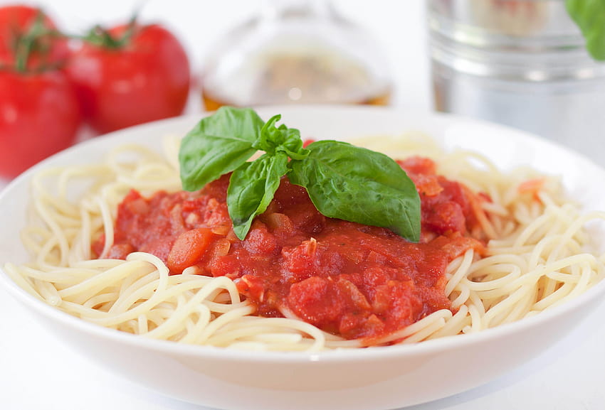 Spaghetti, Dish, Sauce, Tomatoes, Fresh herbs HD wallpaper