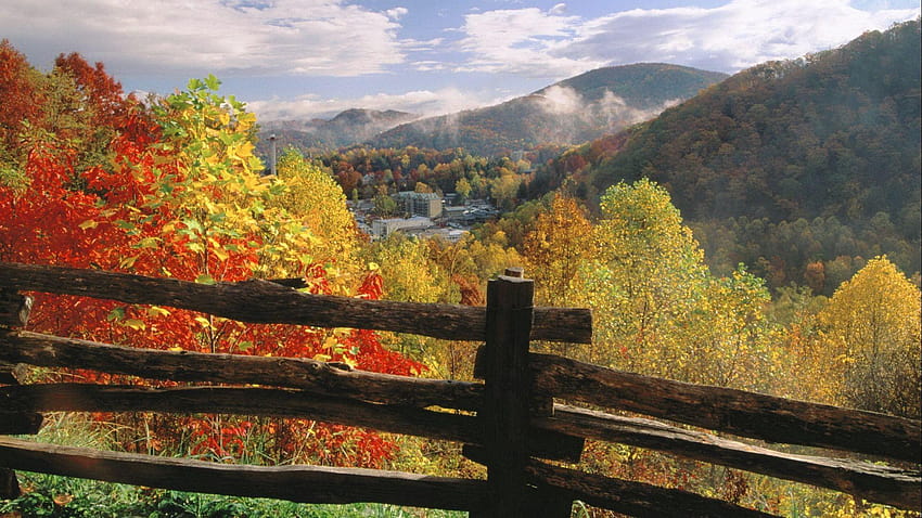 Gatlinburg , near Great Smoky Mountains NP. Tennessee. USA HD wallpaper