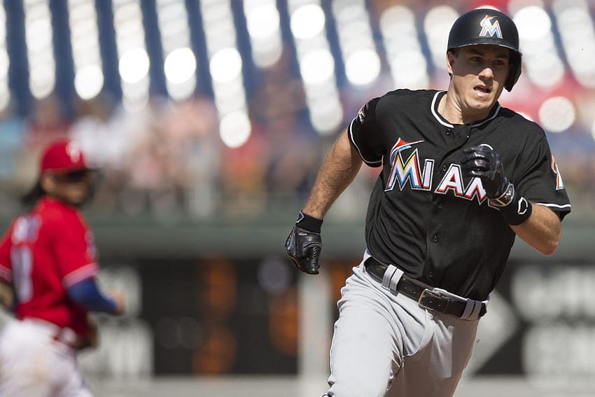 Why Marlins rejected other teams and sent J.T. Realmuto to Phillies, jt realmuto HD wallpaper