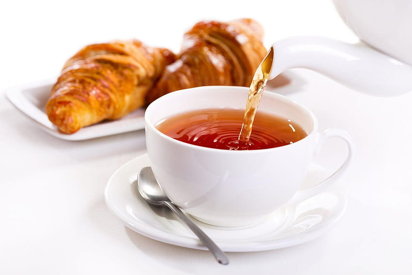 desayuno taza de té croissant desayuno té croissant fondo de pantalla