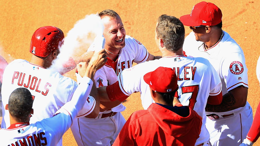 Angels complete epic ninth, cliff pennington HD wallpaper Angels complete epic ninth, cliff pennington HD wallpaper