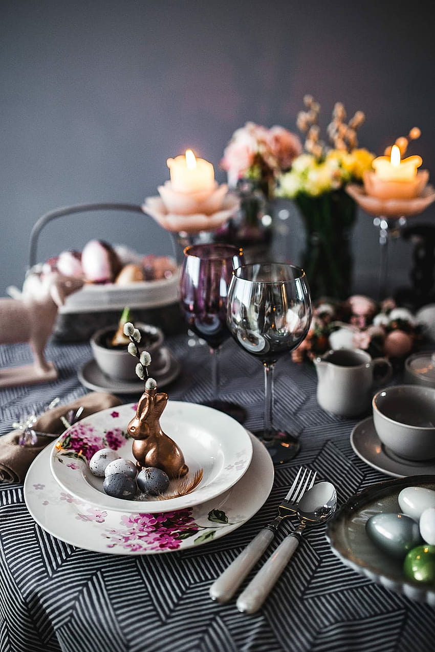 : Round dinner table decorated with easter motifs, easter dinner HD phone wallpaper