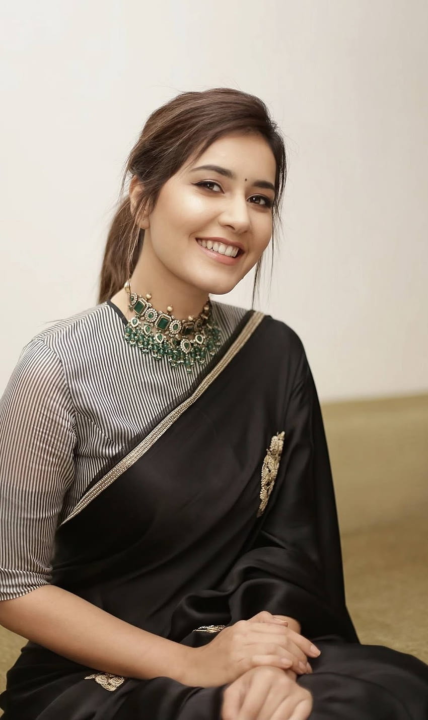Glamorous Actress Rashi Khanna In Black Saree, phalguni khanna HD phone wallpaper