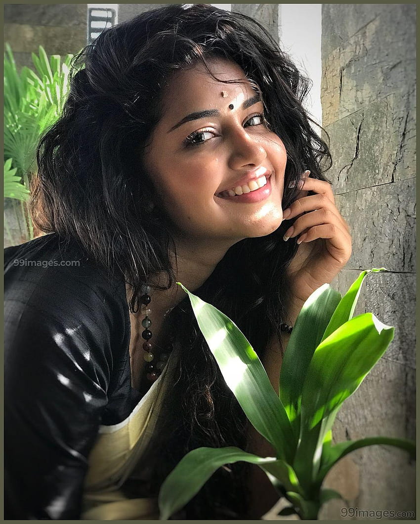 Anupama Parameswaran Beautiful hoot Stills & Mobile, malayalam actress mobile HD phone wallpaper