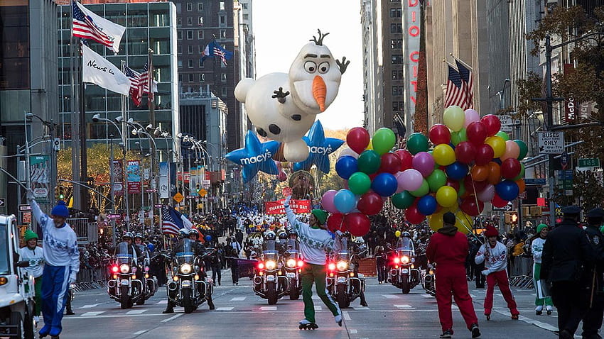Macy's Thanksgiving Day Parade route and balloon inflation event, macys thanksgiving day parade HD wallpaper
