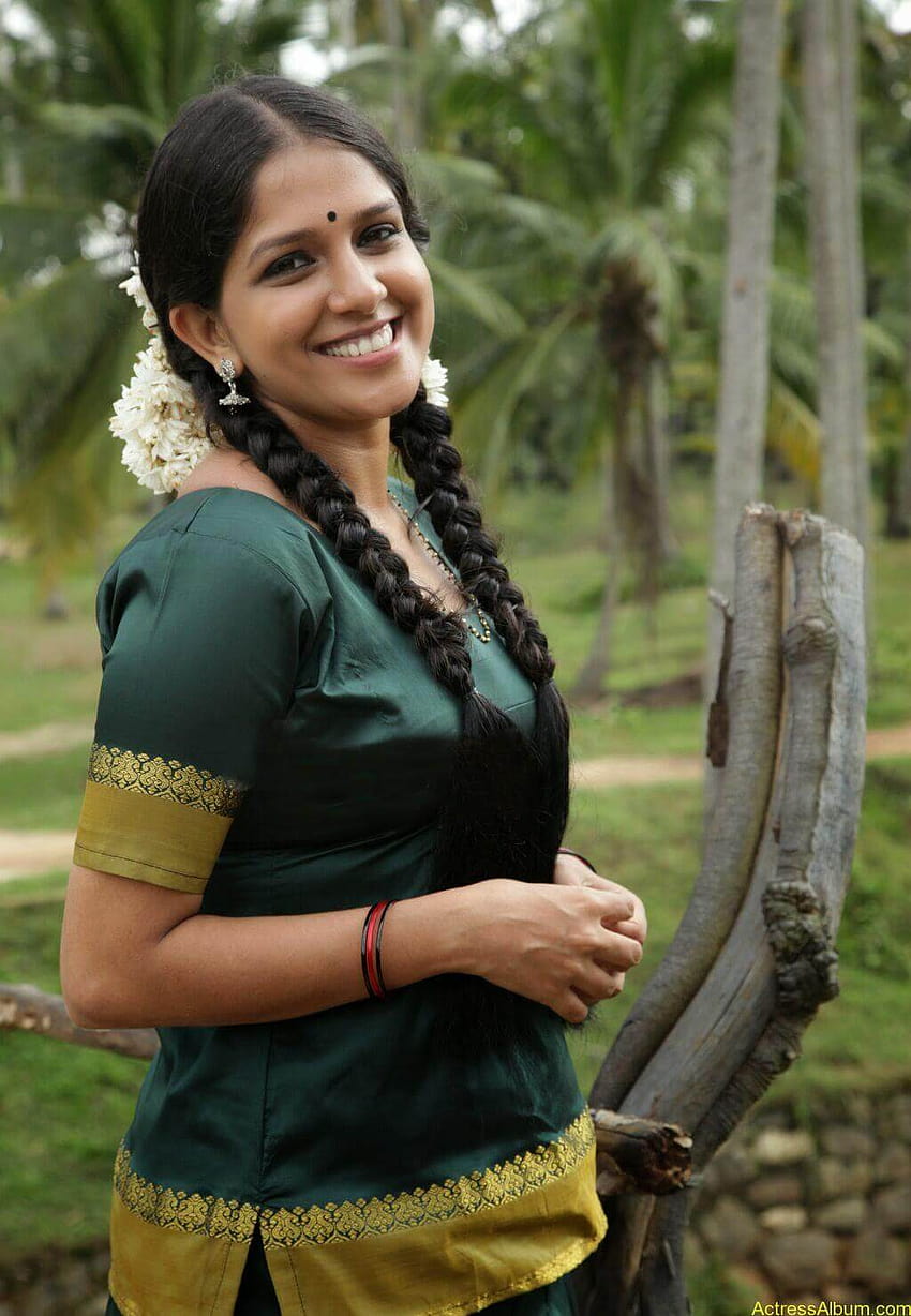 Malayalam Actress Aparna Nair Hot Pics in Pavada Blouse HD phone wallpaper