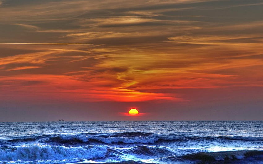 Blue Ocean Amazing Red Sunset HD wallpaper