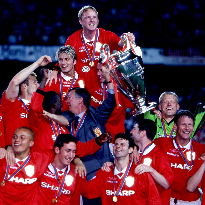 La finale de la Ligue des champions de Man Utd criblée d'équipe, Manchester United 1999 Fond d'écran de téléphone HD