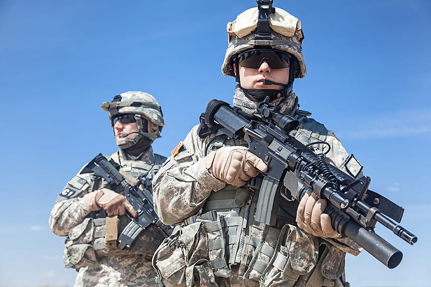 Soldiers US Assault rifle Two Uniform eyeglasses Army, us army uniforms HD wallpaper