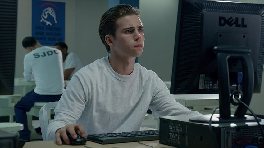 Dell Computer Monitor Used By Tanner Buchanan As Robby Keene In Cobra Kai S03E05 HD wallpaper